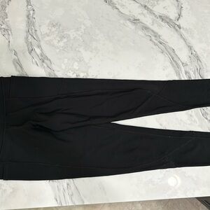 Victoria’s Secret sport pocket leggings, medium